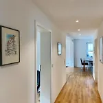Zoom - Stilvolle Mit Balkon In Ruhiger Umgebung *