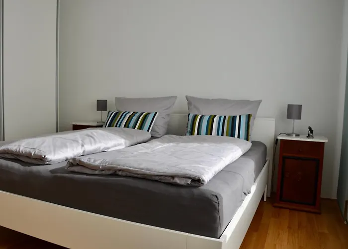 Zoom - Stilvolle Mit Balkon In Ruhiger Umgebung Apartman