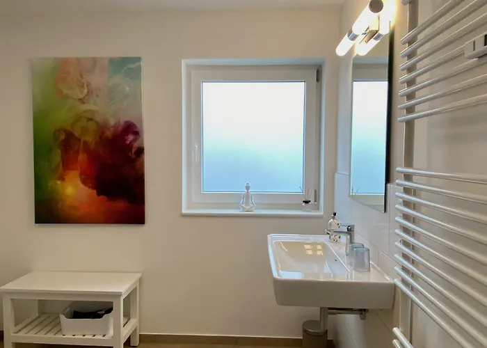 Apartman Zoom - Stilvolle Mit Balkon In Ruhiger Umgebung