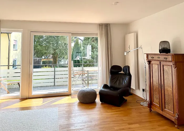 Zoom - Stilvolle Mit Balkon In Ruhiger Umgebung
